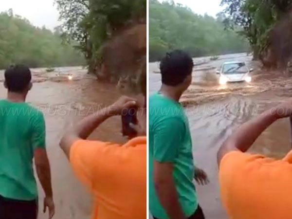 ముంబాయ్ వరదల్లో టాటా టిగోర్ కారు