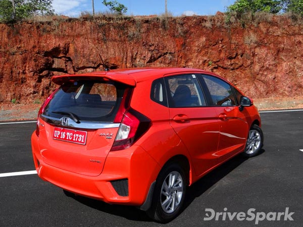 బెస్ట్ మైలేజ్ హ్యాచ్బ్యాక్ కార్లు
