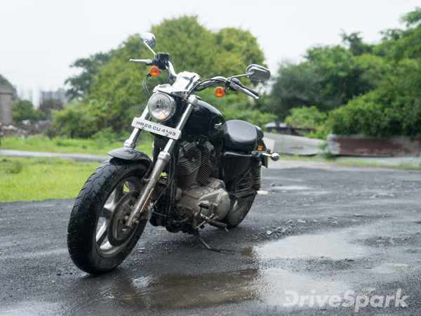 హ్యార్లీ డేవిడ్సన్ 1200 కస్టమ్ బైక్ టెస్ట్ డ్రైవ్