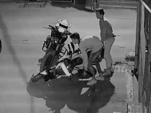 దొంగల బారి నుండి బైకులు ఎలా కాపాడుకోవాలి