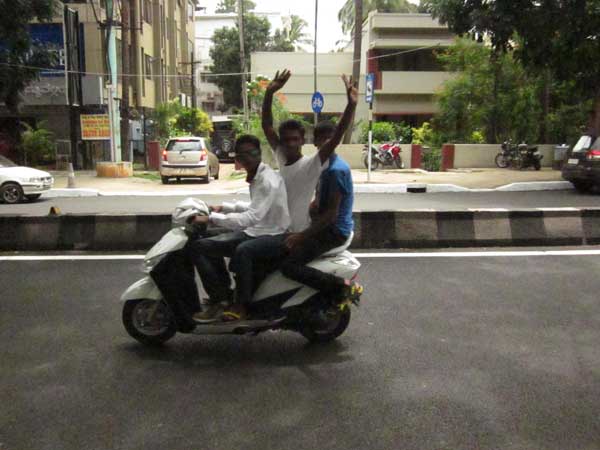 ట్రాఫిక్ పోలీసులు