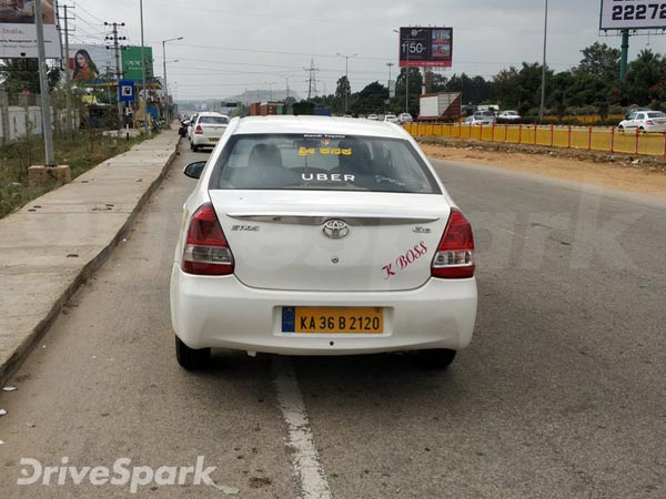 ఉబర్ ట్యాక్సీలో ప్రయాణం