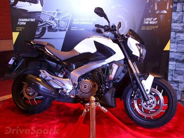 బజాజ్ డామినర్ 400 కలర్ ఆప్షన్స్