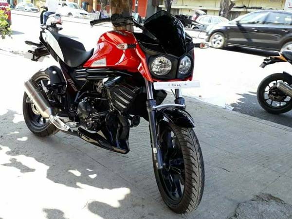 మహీంద్రా మోజో యుటి300