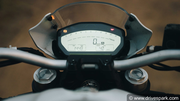 డుకాటి మోన్స్టర్ 797 టెస్ట్ రైడ్ రివ్యూ