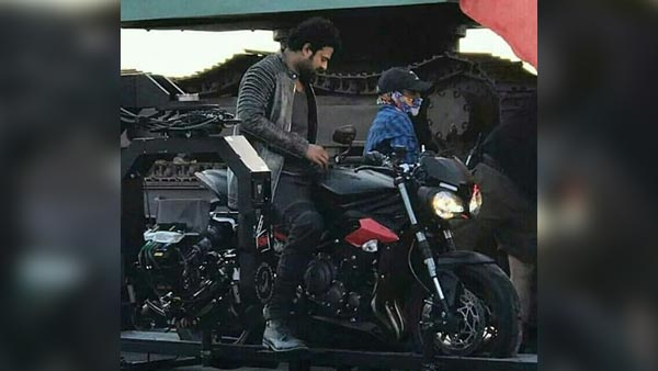 ప్రభాస్ ట్రయంప్ స్ట్రీట్ ట్రిపుల్ ఆర్ఎస్