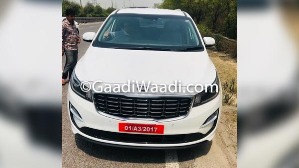 మొదటిసారి రోడ్డెక్కిన కియా గ్రాండ్ కార్నివాల్: ఇన్నోవా క్రిస్టాకు ఇక చుక్కలే