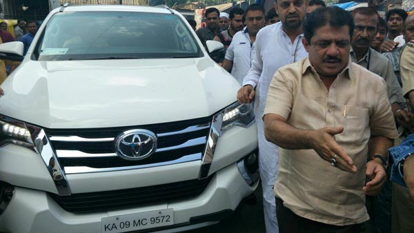 ఇన్నోవా సరిపోవడం లేదు కాస్త పెద్ద కారు ఇవ్వండి