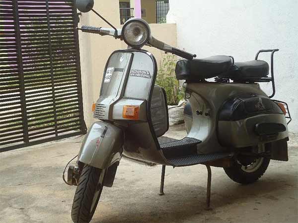 బజాజ్ చేతక్ స్కూటర్