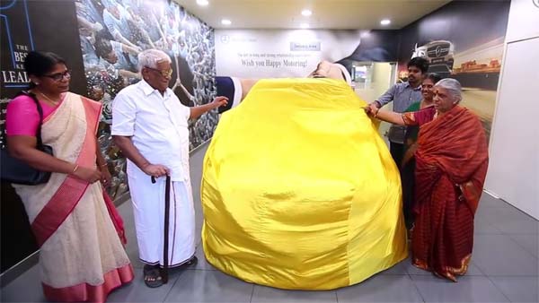మెర్సిడెస్ బెంజ్ కొనుగోలు చేసిన రైతు