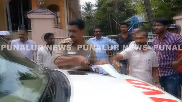 కెఎస్ఆర్టిసి బస్సు డ్రైవర్ ని పట్టుకున్న ఆర్టీవో ఆఫీసర్ ..!
