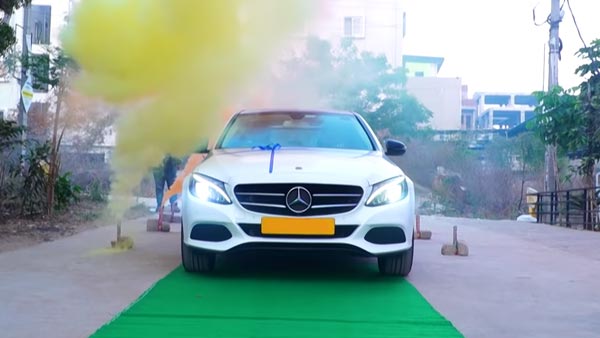 బెంజ్ కార్ తో తండ్రిని సర్ప్రైజ్ చేసిన కొడుకు!