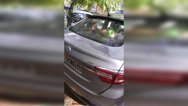 పార్కింగ్ కార్లు పై యాసిడ్ దాడులు.....జాగ్రతగా ఉండండి..!