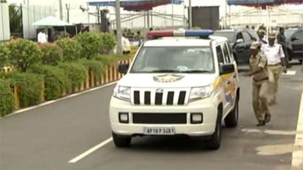 సీఎం జగన్ బుల్లెట్ ప్రూఫ్ కారు ధర ఎంతో తెలుసా?