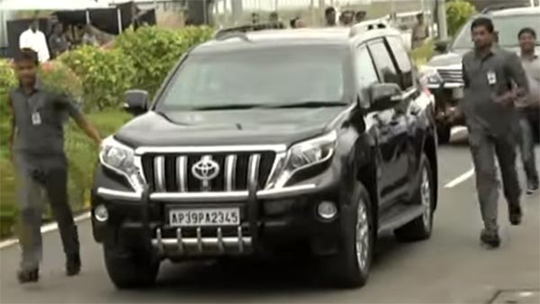 సీఎం జగన్ బుల్లెట్ ప్రూఫ్ కారు ధర ఎంతో తెలుసా?