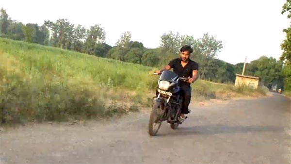 పెట్రోల్ కు బదులుగా కోకాకోలా నింపేసాడు...తరువాత ఏమి జరిగింది?