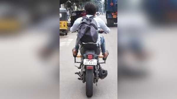 బైక్ దొంగలించిబడి సంవత్సరం అవుతున్నా.... ఇప్పటికీ ఇ-చలానాలు పొందుతూనే ఉన్న యజమాని!
