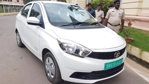 కొత్త ఎలక్ట్రిక్ కారును మొట్టమొదటగా ఉపయోగించిన సీఎం!