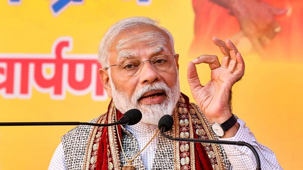 భారత వైమానిక దళాన్ని అభినందించిన నరేంద్ర మోడీ, ఎందుకో తెలుసా.. !