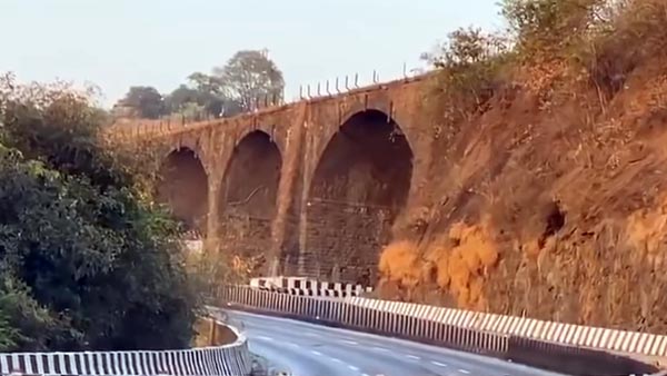 190 ఏళ్ల అమృతాంజన్ వంతెనను కూల్చివేసిన మహారాష్ట్ర గవర్నమెంట్, ఎందుకో తెలుసా.. !