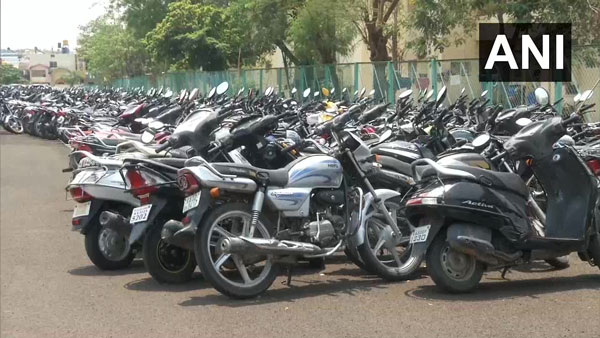 4,200 వాహనాలను సీజ్ చేసిన పోలీసులు, ఎందుకో తెలుసా..?