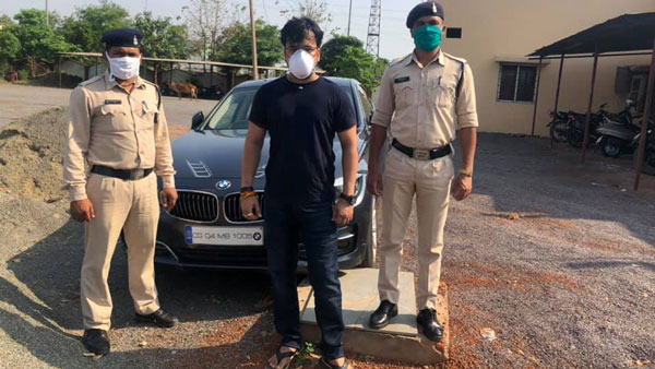 లాక్డౌన్ సమయంలో కొంపముంచిన పేస్ బుక్ పోస్ట్