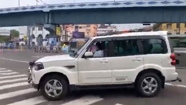 కలకత్తా ప్రజల కోసం వీధుల్లోకి వచ్చిన మమతా బెనర్జీ