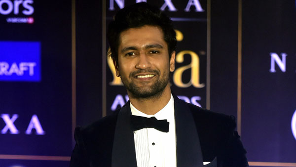 బాలీవుడ్ యాక్టర్స్ ఉపయోగించే లగ్జరీ కార్లు