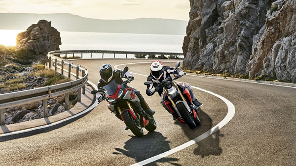 బిఎమ్డబ్ల్యూ F 900 R & F 900 XR బైక్ టీసర్ వీడియో
