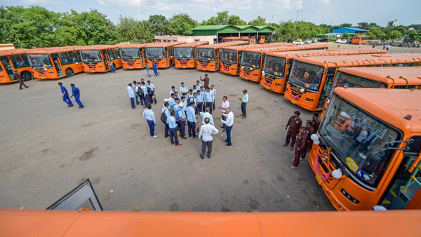వలస కార్మికుల కోసం ఫ్రీ బస్ సర్వీస్ , ఎక్కడో తెలుసా..?
