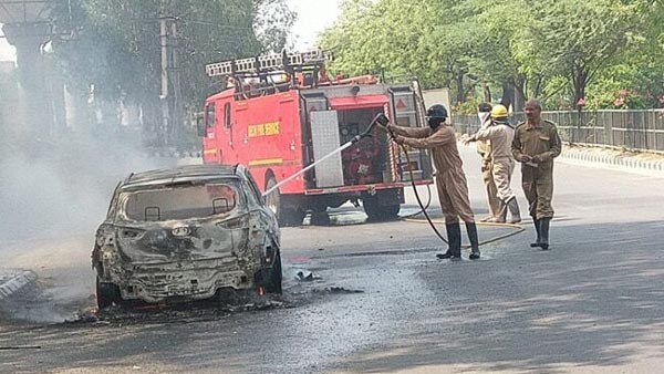 నిజంగా ఈ పెళ్లి కొడుకు అదృష్టవంతుడే, ఎందుకో మీరే చూడండి