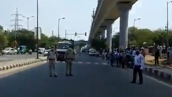 నిజంగా ఈ పెళ్లి కొడుకు అదృష్టవంతుడే, ఎందుకో మీరే చూడండి