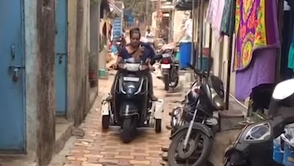 లాక్డౌన్లో కొడుకుని తీసుకురావడానికి 14,00 కి.మీ స్కూటర్లో ప్రయాణించిన దివ్యాంగ మహిళ