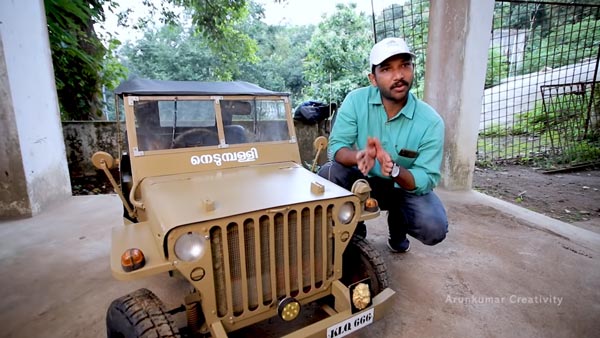 బుడతడు ఉపయోగించడానికి బుల్లి కారు తయారుచేసిన తండ్రి