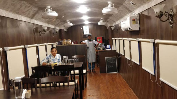 రెస్టారెంట్గా మారిన ట్రైన్ బోగి