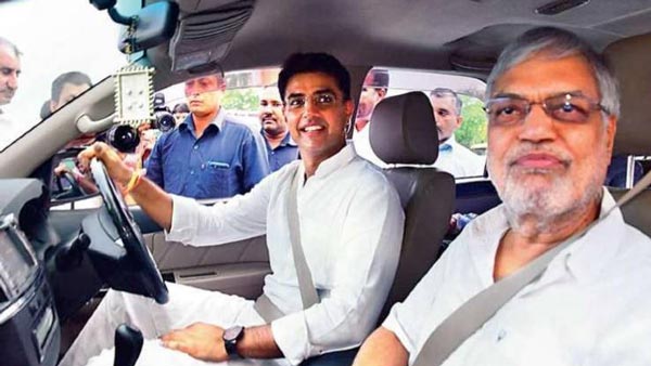 ఇండియన్ పొలిటికల్ లీడర్స్ ఎలాంటి వాహనాలు డ్రైవ్ చేస్తారో తెలుసా ?