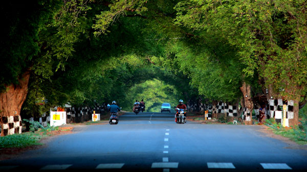 లాంగ్ డ్రైవ్ చేయాలనుకునే వారికి 5 ఉత్తమ పర్యాటక ప్రదేశాలు, ఇవే