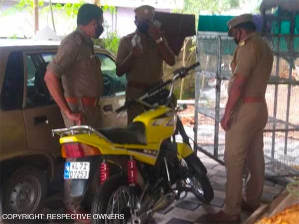 బైక్ డ్రైవ్స్ చేసిన యువతికి 20500 జరిమానా, ఎందుకో మీరే చూడండి