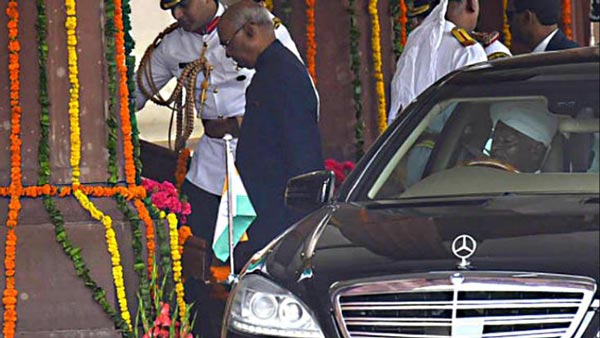 మీరు ఎప్పుడైనా భారత మొదటి రాష్ట్రపతి ఉపయోగించిన కార్ చూసారా !