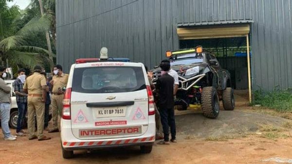 ఖరీదైన మోడిఫైడ్ కార్ రిజిస్ట్రేషన్ సస్పెండ్, ఎదుకో తెలుసా ?