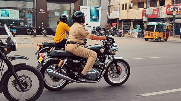 రాయల్ ఎన్ఫీల్డ్ బైక్ కొన్న మహిళా పోలీస్.. బైక్ కొనడానికి కారణం అడిగితే ఎం చెప్పిందో తెలుసా ?