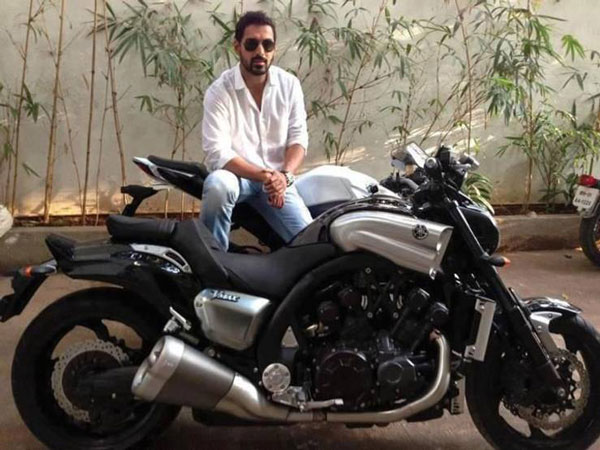 ఇష్టమైన కారుని విరాళంగా ఇచ్చిన ప్రముఖ నటుడు జాన్ అబ్రహం.. ఎందుకో తెలుసా?