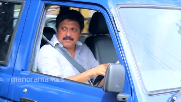 20 సంవత్సరాల తర్వాత కూడా కొత్తగా ఉన్న పాత కారు.. ఇది ఒక పొలిటికల్ లీడర్ ఇష్టమైన కార్ కూడా