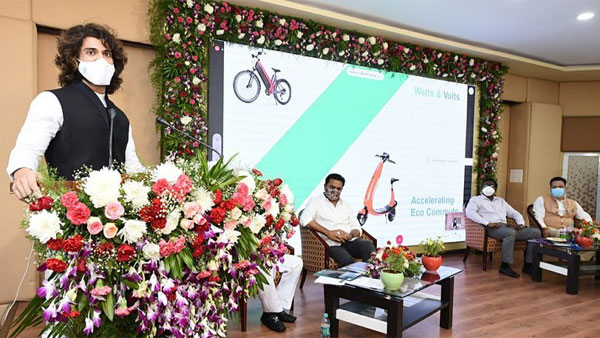 కొత్త బిజినెస్లో అడుగుపెట్టిన విజయ్ దేవరకొండ, ఏంటో తెలుసా ?
