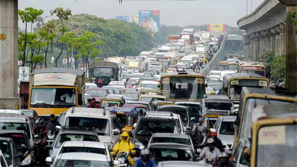 ప్రైవేట్ బస్సుకు రూ. 5.82 లక్షలు జరిమానా విధించిన గవర్నమెంట్.. కారణం ఏంటో తెలుసా ?