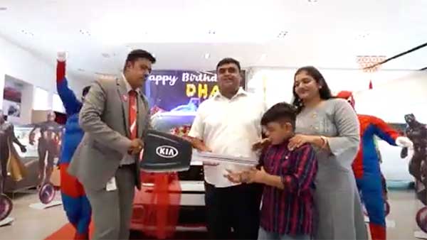 కొత్త స్టైల్లో సోనెట్ ఎస్యూవీని డెలివరీ చేసినా కియా మోటార్స్.. ఎలాగో తెలుసా ?