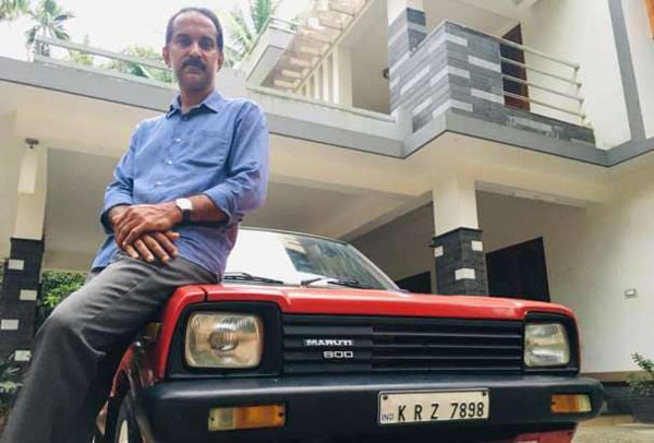 తండ్రి కోసం 13 సంవత్సరాల క్రితం అమ్మిన కారుని తిరిగి తండ్రికి గిఫ్ట్గా ఇచ్చిన కొడుకు