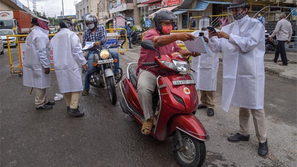 రూ. 30 వేల విలువైన స్కూటర్కి రూ. 42 వేలు ఫైన్.. చివరికి ఏమైందంటే ?