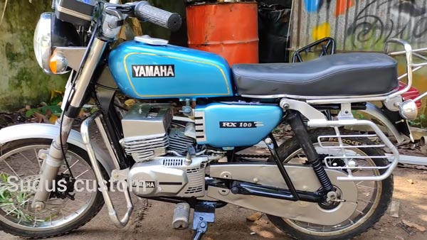కేరళ యువకుడు తయారుచేసిన యమహా RX 100 మినీ మోడల్.. మీరు చూసారా..!