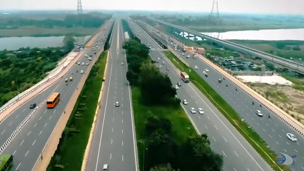 గ్రీన్ హైవే కారిడార్ ప్రాజెక్ట్కి కేంద్రం గ్రీన్ సిగ్నెల్.. దీనికి అయ్యే ఖర్చు ఎంతంటే?